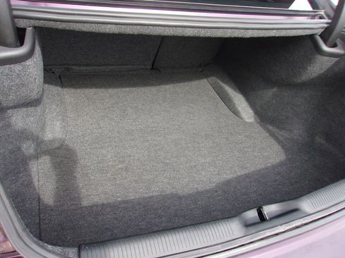 Used 2022 Dodge Charger R/T w/ Blacktop Package image 22