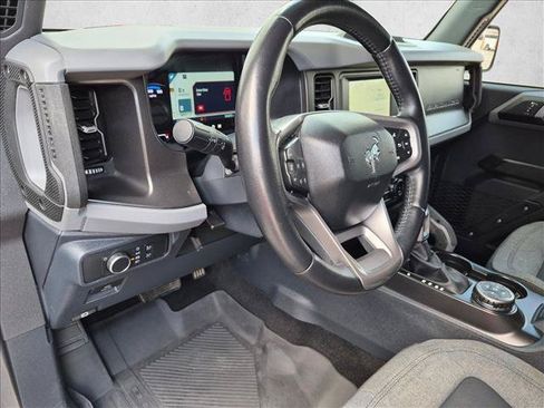 Used 2022 Ford Bronco Big Bend w/ Sasquatch Package AWD/4WD image 10