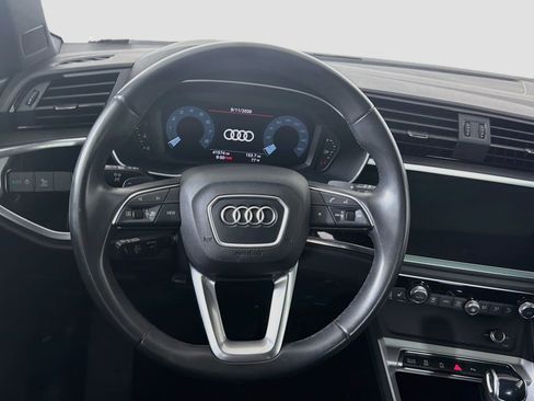 Used 2025 Audi Q3 2.0T Premium AWD/4WD image 17