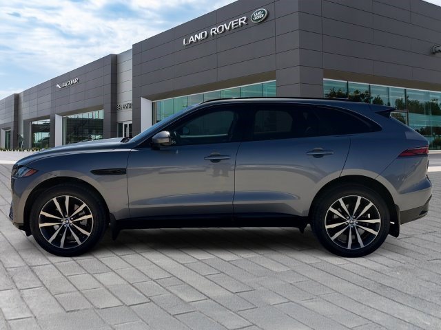 Used 2023 Jaguar F-PACE S AWD/4WD image 2