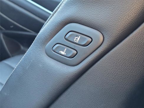 Used 2024 Genesis GV80 2.5T image 29