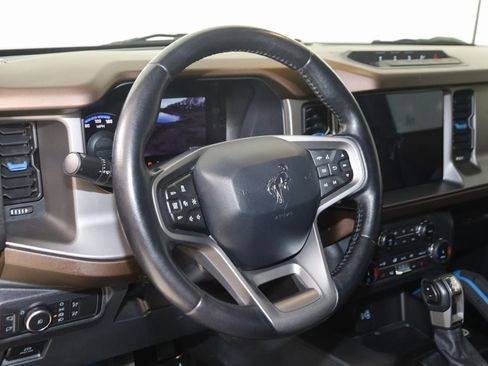Used 2022 Ford Bronco Outer Banks w/ Sasquatch Package image 6