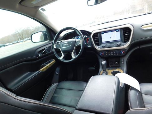 Used 2019 GMC Acadia Denali w/ Technology Package image 3