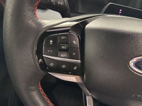 Used 2025 Ford Explorer ST-Line w/ Premium Package image 18