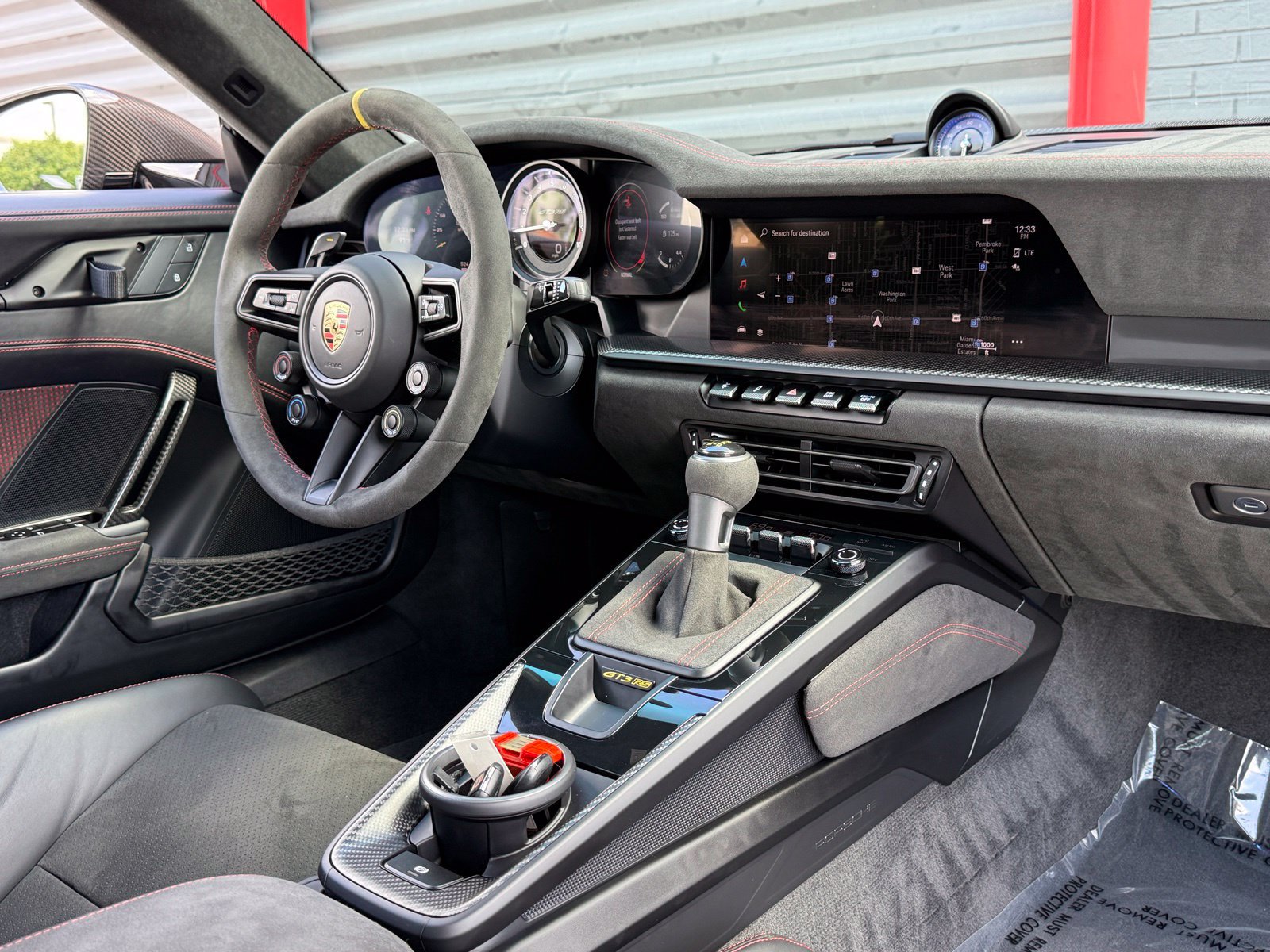 Used 2025 Porsche 911 GT3 RS w/ Weissach Package RWD image 61