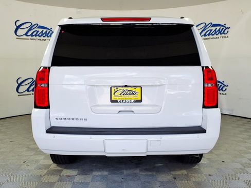 Used 2016 Chevrolet Suburban LT AWD/4WD image 4