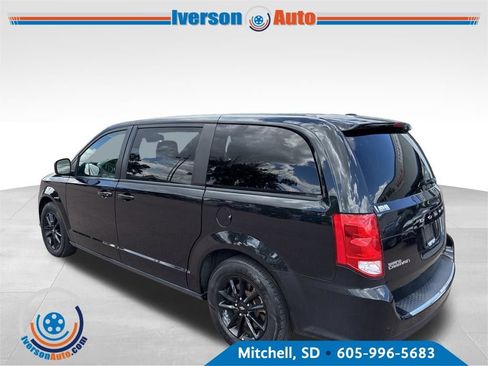 Used 2019 Dodge Grand Caravan GT FWD image 4