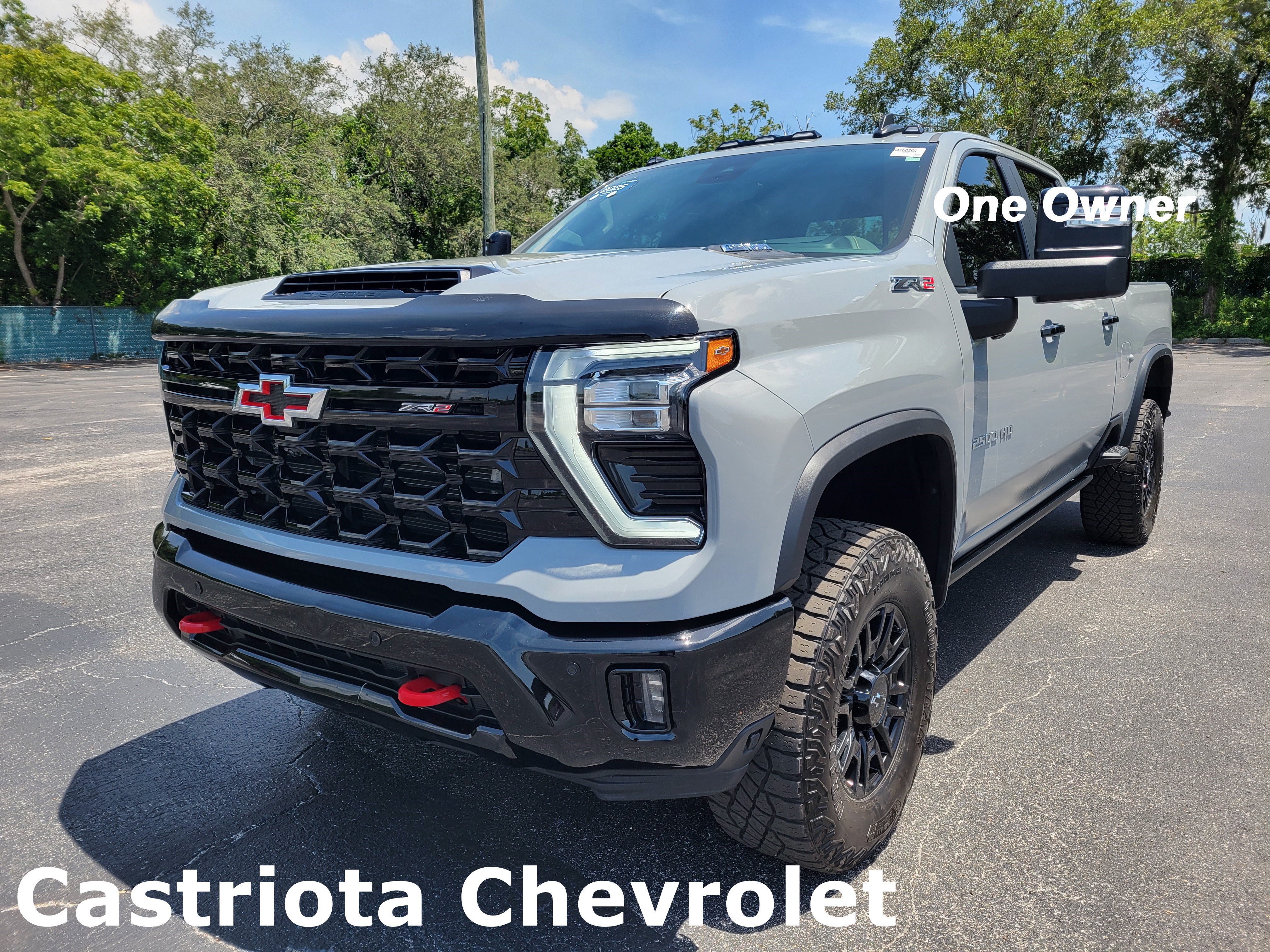 Certified 2025 Chevrolet Silverado 2500 ZR2 w/ Technology Package AWD/4WD image 1