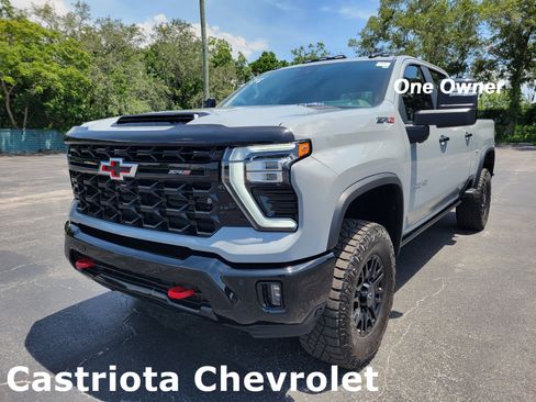 Certified 2025 Chevrolet Silverado 2500 ZR2 w/ Technology Package AWD/4WD image 1