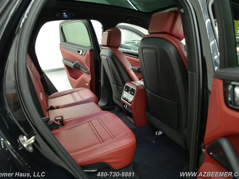 Used 2021 Porsche Cayenne S AWD/4WD image 25