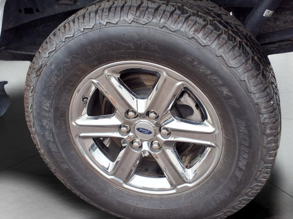 Used 2025 Ford F150 XLT w/ Equipment Group 301A Standard AWD/4WD image 8