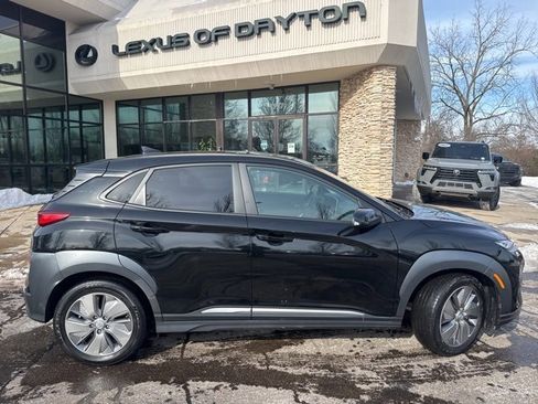 Used 2021 Hyundai Kona Ultimate image 2