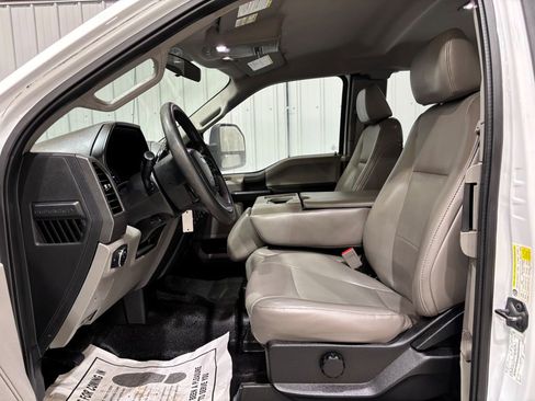 Used 2019 Ford F250 4x4 SuperCab Super Duty image 11
