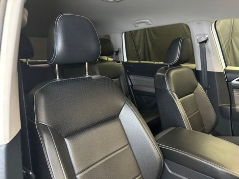 Used 2023 Volkswagen Atlas SE FWD image 16