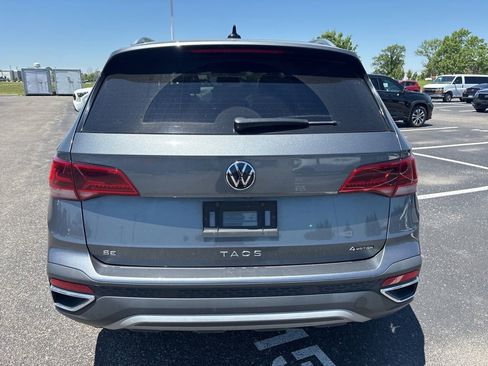 Used 2022 Volkswagen Taos SE AWD/4WD image 9