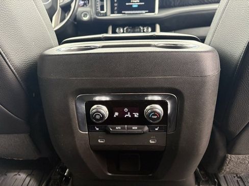 Certified 2023 GMC Yukon Denali image 21