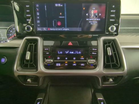 Used 2023 Kia Sorento EX AWD/4WD image 24