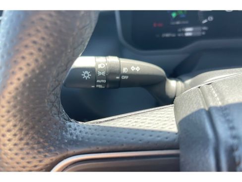 Used 2025 Toyota Sequoia Limited w/ Tow Technology Package AWD/4WD image 36