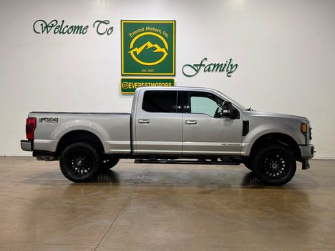 Used 2020 Ford F250 Lariat AWD/4WD image 2