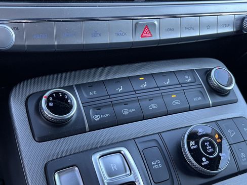 Used 2020 Hyundai Palisade SE image 18