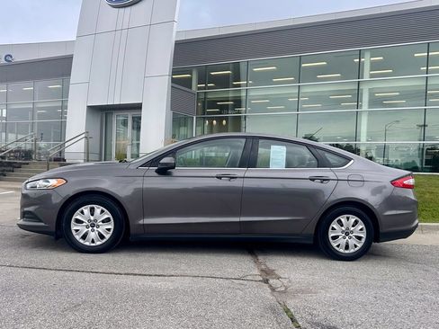 Used 2014 Ford Fusion S FWD image 3