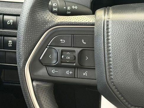 Certified 2025 Toyota 4Runner TRD Sport AWD/4WD image 27