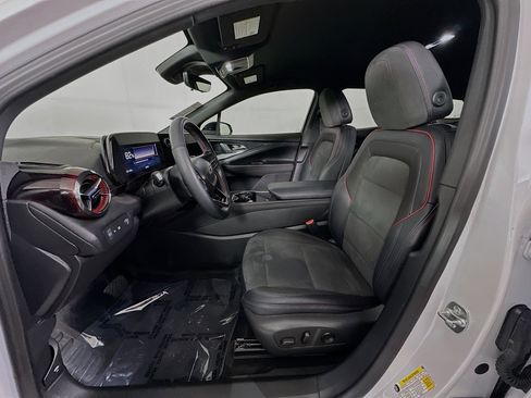 Used 2024 Chevrolet Blazer EV RS image 12