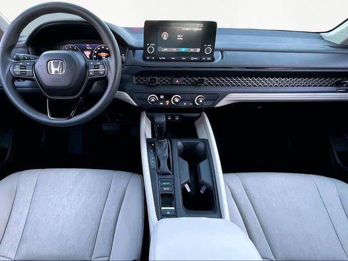 Used 2025 Honda Accord LX image 8
