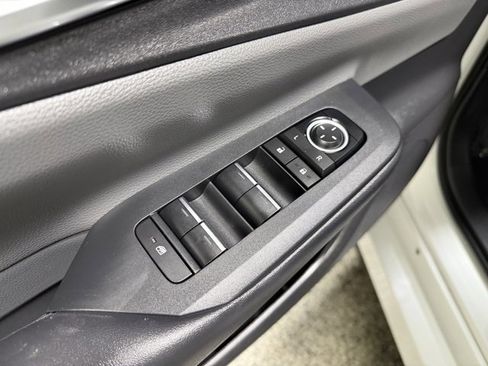 Used 2024 Toyota Prius Limited image 20