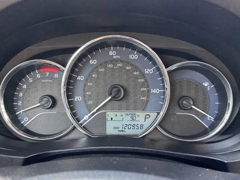Used 2016 Toyota Corolla LE FWD image 15