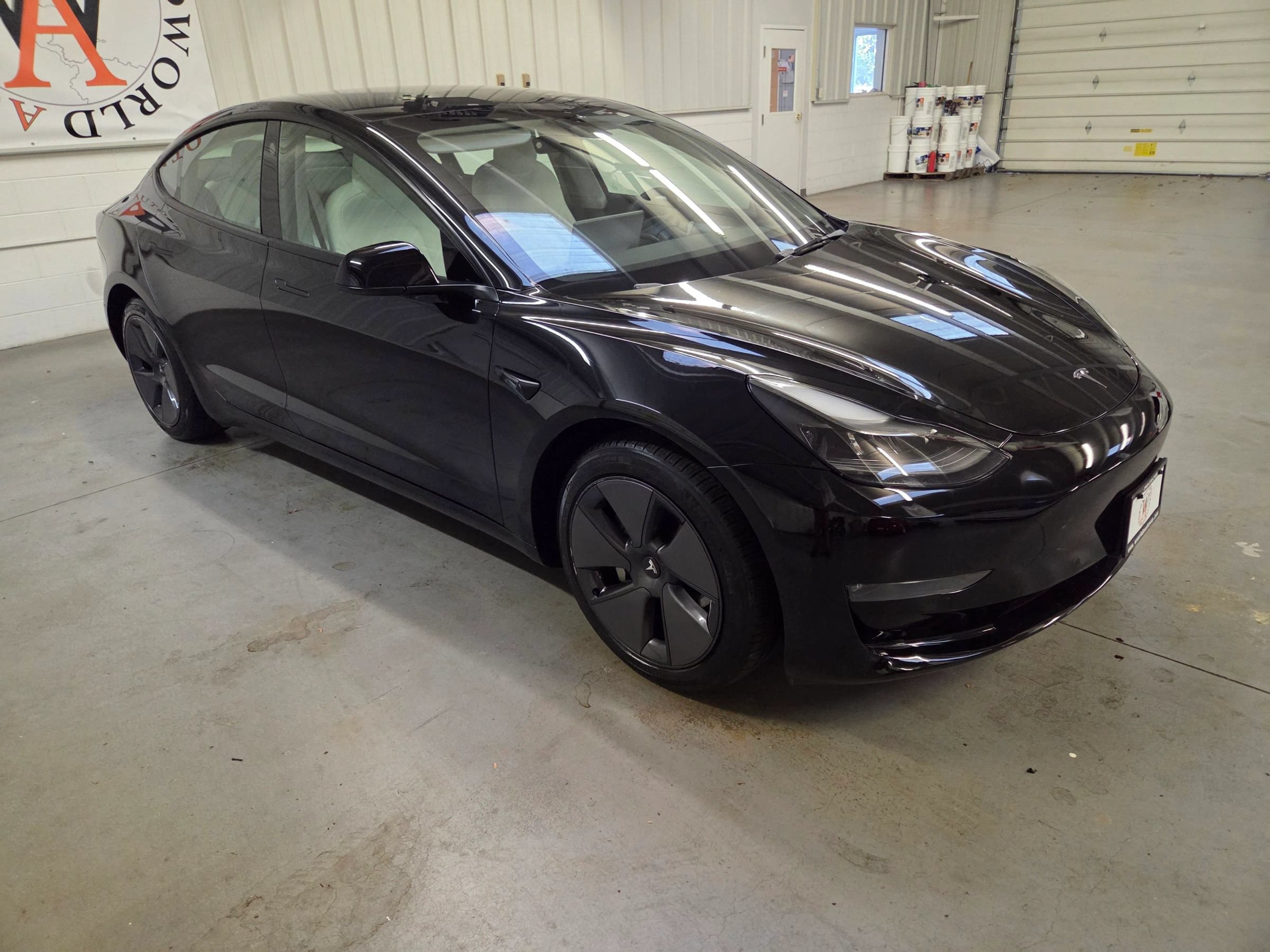Used 2022 Tesla Model 3 Long Range AWD/4WD image 10