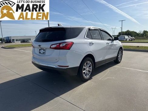 Used 2018 Chevrolet Equinox LT FWD image 5