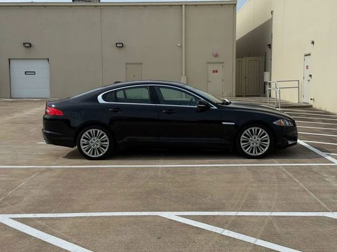 Used 2012 Jaguar XF Portfolio RWD image 8