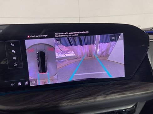 Used 2025 Audi Q5 Premium w/ Convenience Package image 25