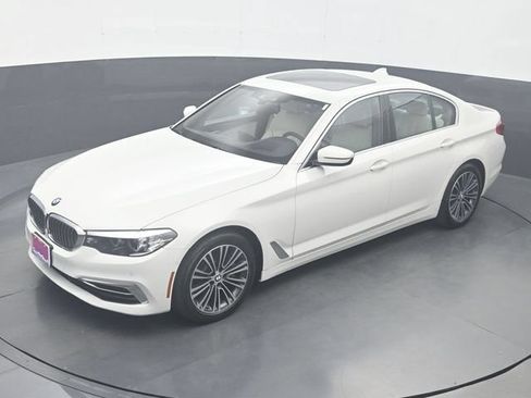Used 2019 BMW 530i w/ Premium Package RWD image 20