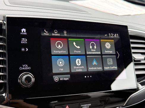Used 2021 Honda Pilot Touring image 39