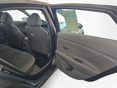 New 2026 Hyundai Elantra Sport FWD image 38