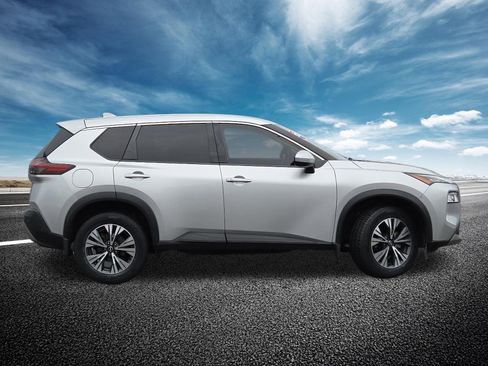 Used 2023 Nissan Rogue SV FWD image 17