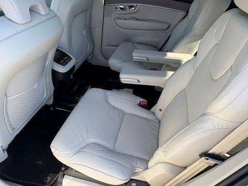 New 2026 Volvo XC90 B6 Ultra w/ Protection Package Premier image 18