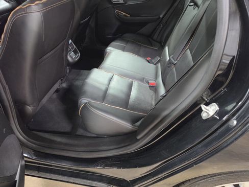 Used 2015 Chevrolet Impala LTZ FWD image 18