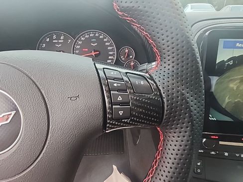 Used 2011 Chevrolet Corvette Grand Sport w/ Preferred Equipment Group image 12