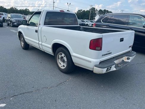 Used 1998 GMC Sonoma SLS RWD image 3