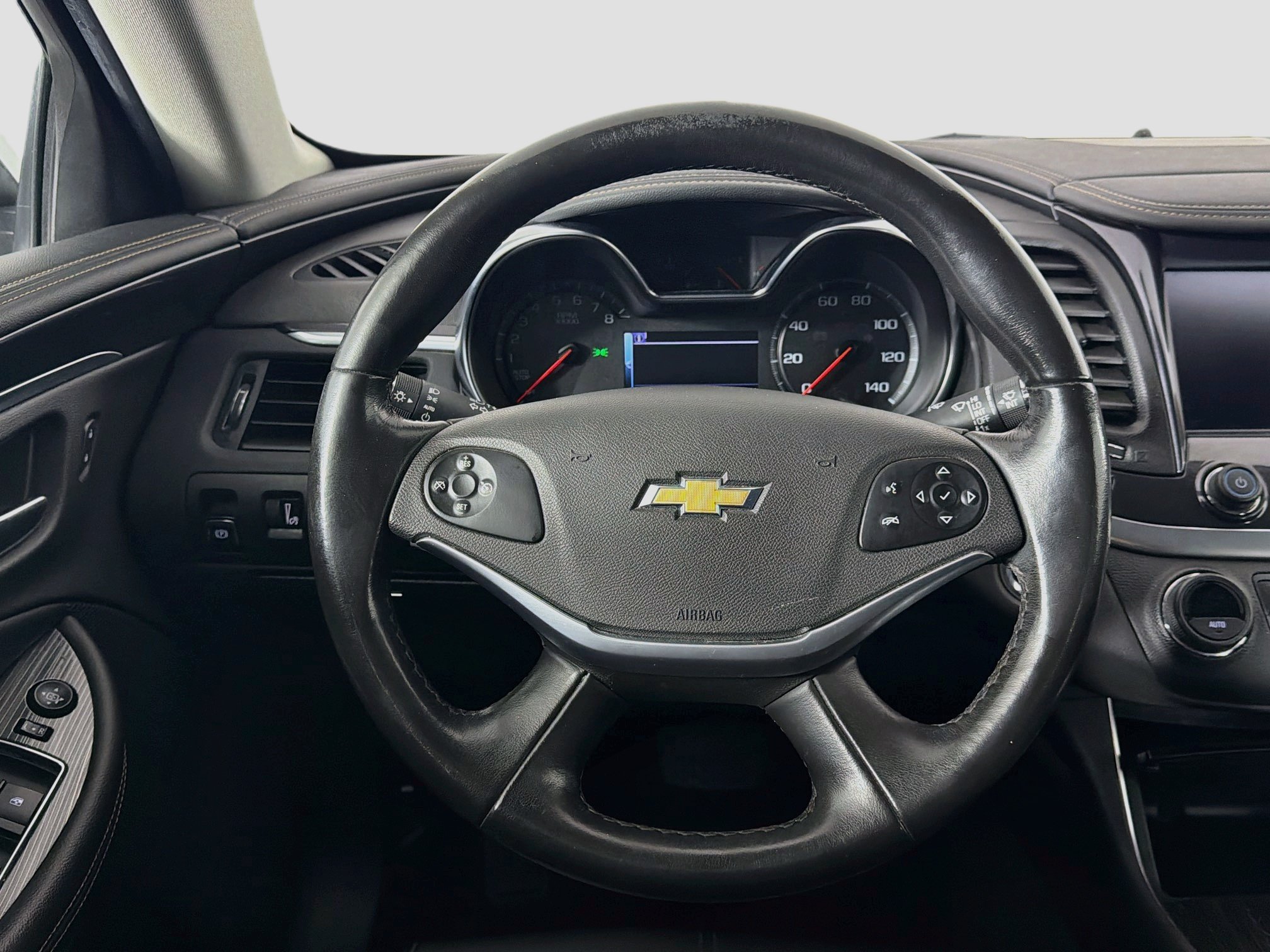 Used 2019 Chevrolet Impala LT FWD image 17