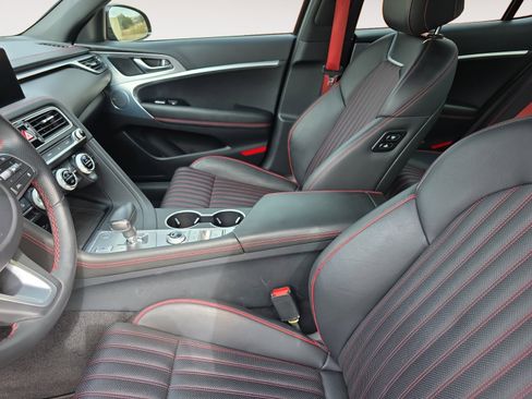 Used 2023 Genesis G70 2.0T w/ Sport Prestige Package image 21