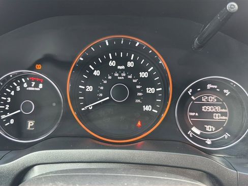 Used 2017 Honda HR-V LX image 24