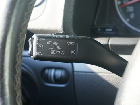 Used 2009 Volkswagen Eos Komfort FWD image 10