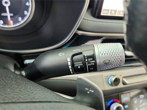 Used 2025 Genesis G70 2.5T w/ Sport Prestige Package image 41