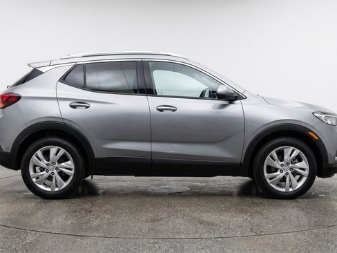 Used 2025 Buick Encore GX Preferred AWD/4WD image 11