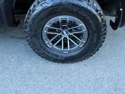 Used 2019 Ford F150 Raptor w/ Equipment Group 802A Luxury image 9