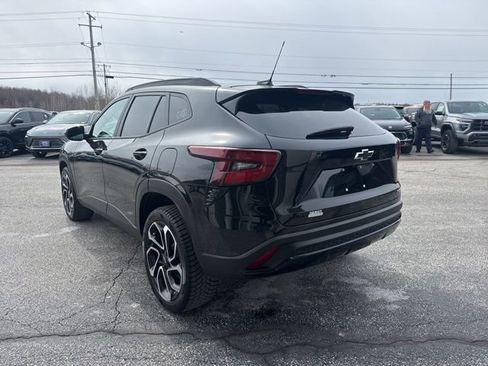 Used 2024 Chevrolet Trax RS w/ Driver Confidence Package image 5